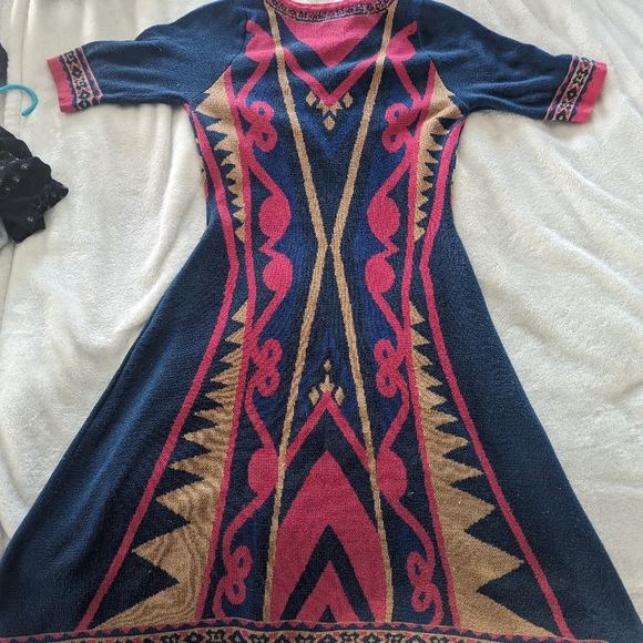 Southwest knee length dress - Picture 2 of 2